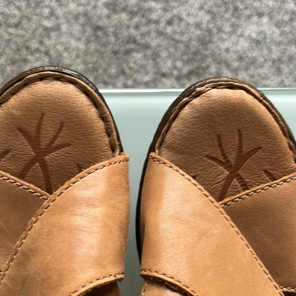 Born Women's Tan Leather Sandals size 8 - Picture 11 of 14